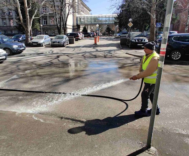 Община Русе: Механизирано миене на улици и булеварди в Русе за периода 16-20 март