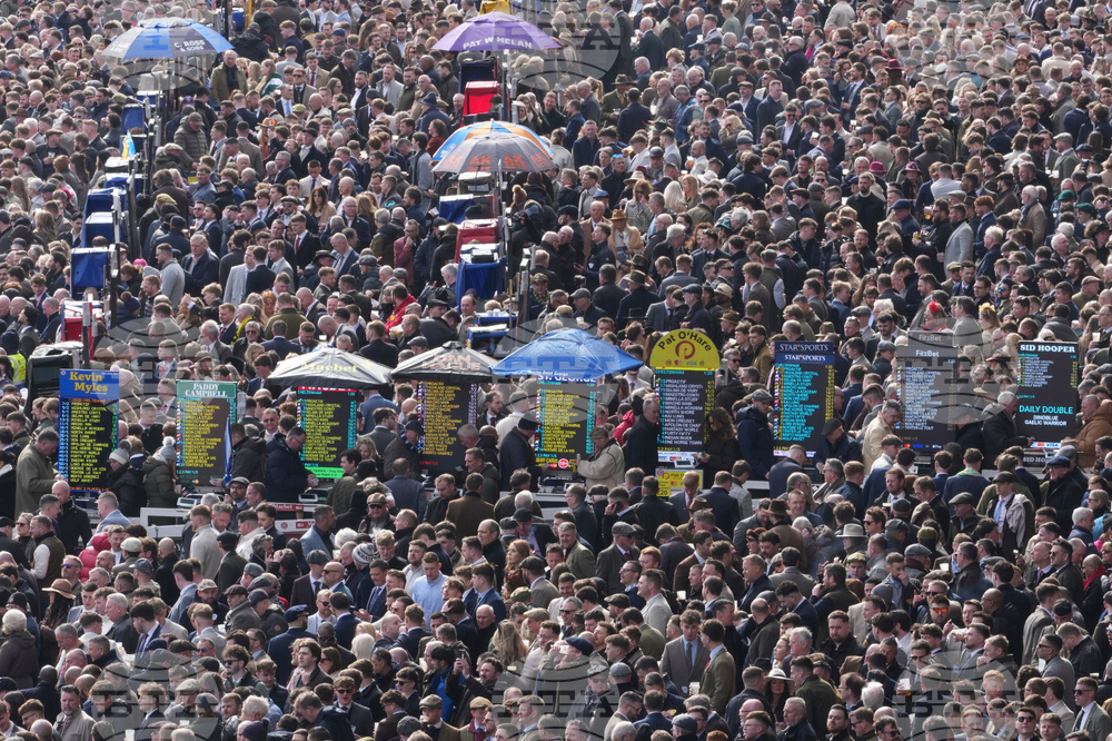 Britain Horse Racing Cheltenham