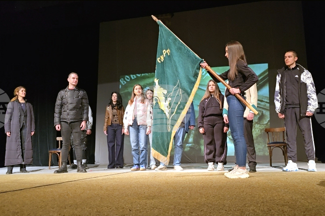 Спектакъл събира ученици и представители на обществения живот в Панагюрище за 150 години от Априлското въстание