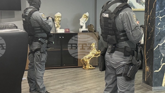 Прокуратурата обвини осем души за участие в организирана престъпна група за изнудвания 