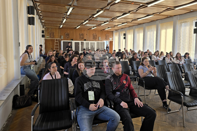 Видин е домакин на седмата регионална конференция на Европейски младежки парламент - България