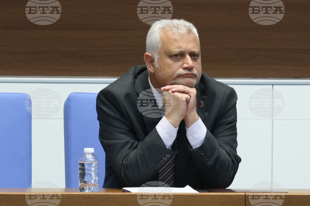 Народно събрание - заседание - Емил Дечев