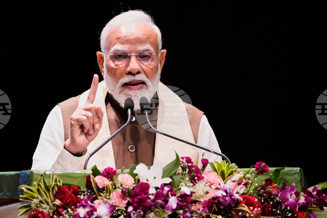 Индия планира изграждането на 100 нови летища и 200 хеликоптерни площадки за засилване на регионалната свързаност