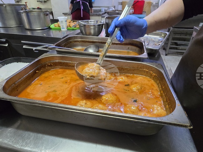 Общинско предприятие „Социални дейности“ във Враца предава около 720 килограма хранителни отпадъци годишно на специализирана фирма