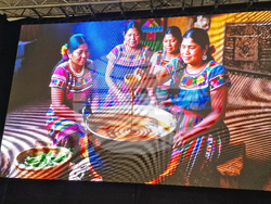 Румъния - Букурещ - фестивал на шоколада