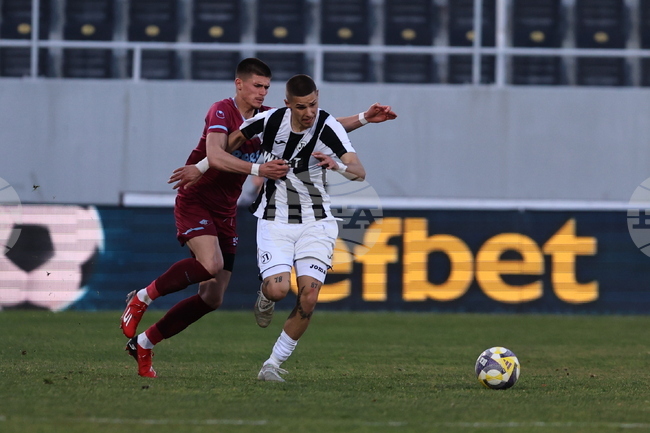 Локомотив (Пловдив) обърна Ботев (Враца) в края и почти си гарантира място във втората четворка