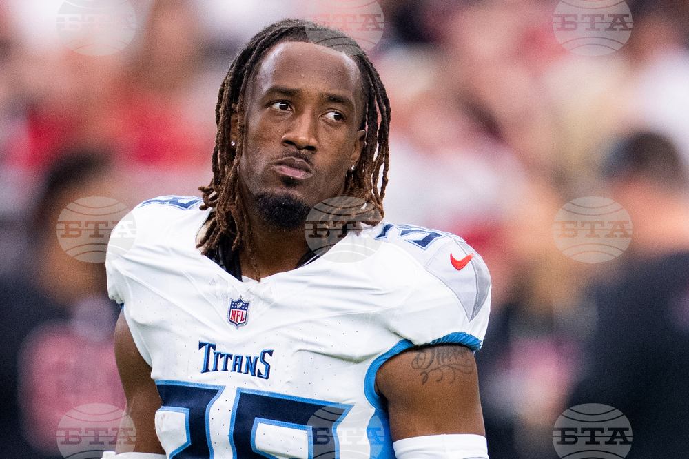 Titans-Sneed Released Football