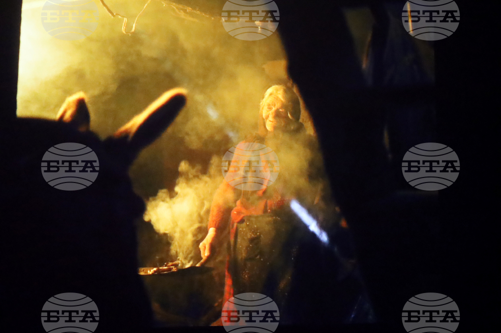 Румъния - Букурещ - филм „Тихи наблюдатели“ - представяне