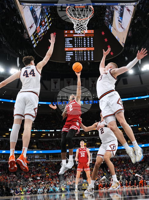 B10 Illinois Wisconsin Basketball