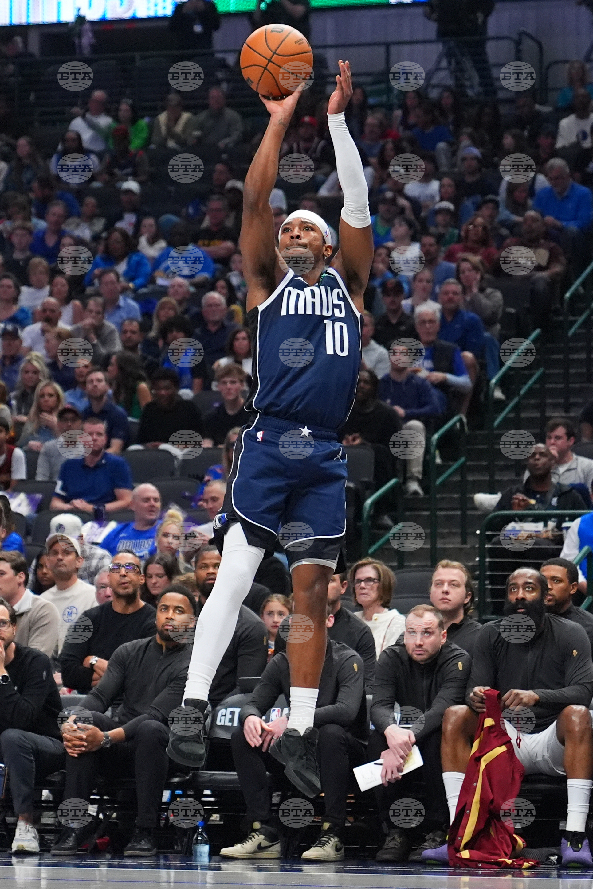 Cavaliers Mavericks Basketball