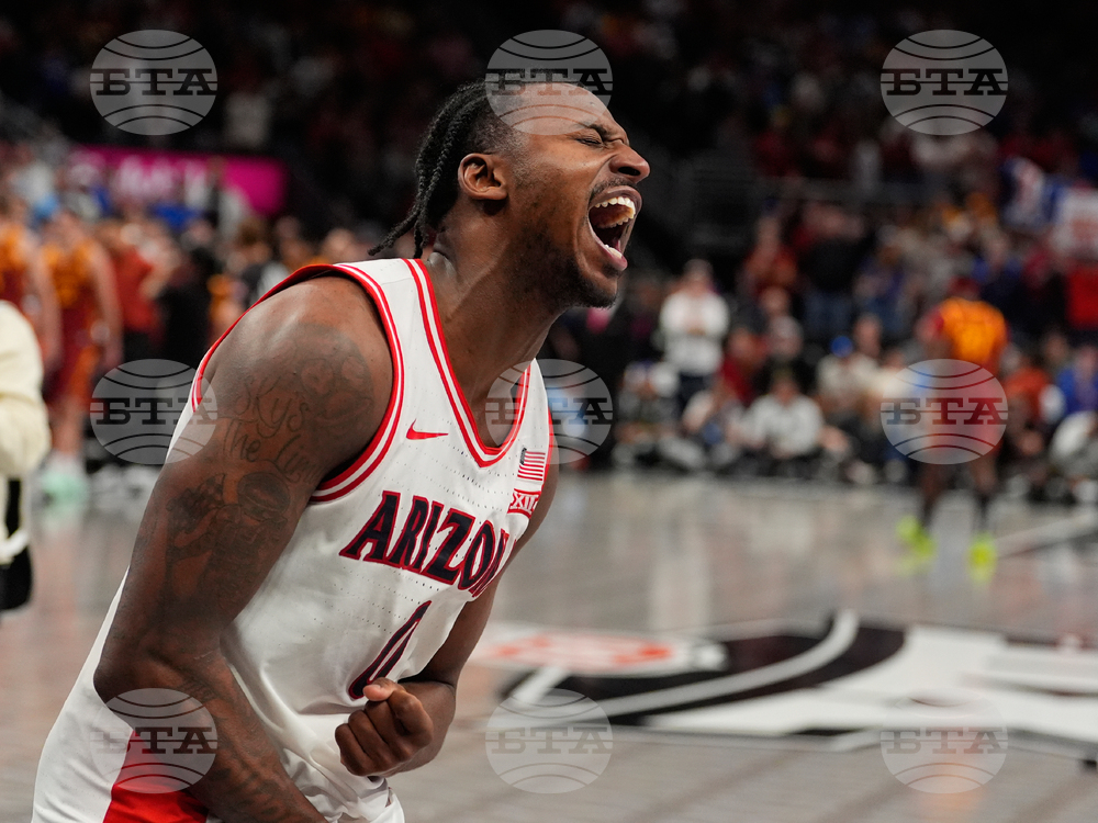 APTOPIX B12 Iowa St Arizona Basketball