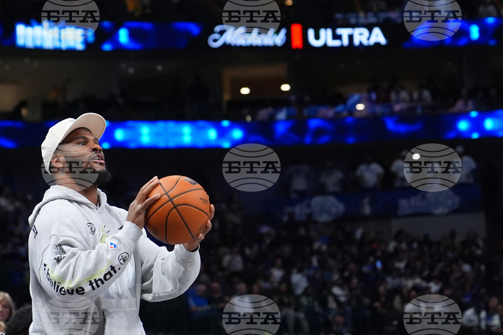 Cavaliers Mavericks Basketball