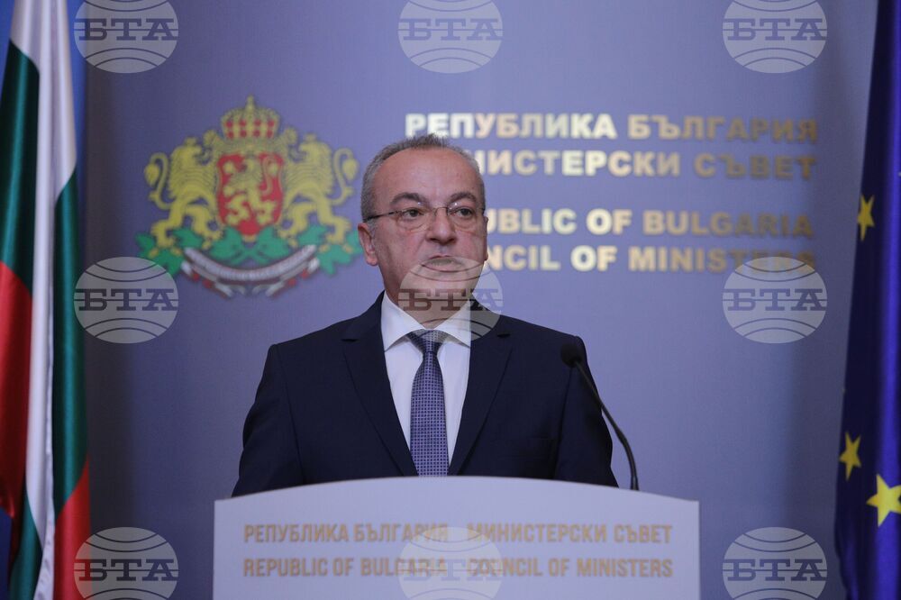 Министерски съвет - великденски добавки - брифинг - Гълъб Донев