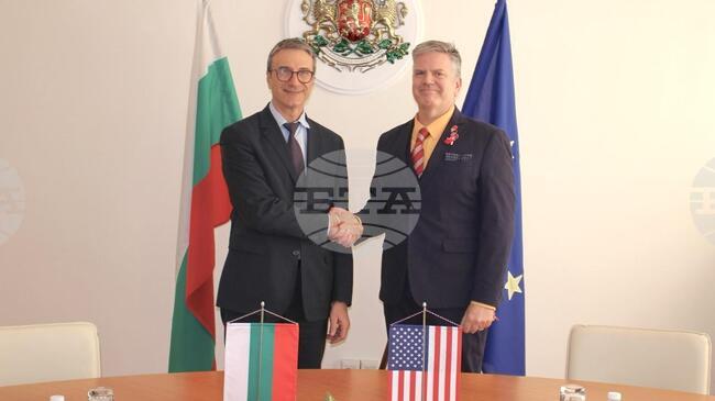 Energy Minister Traikov, US Chargé d’Affaires McDowell Discuss Energy Cooperation, Key Projects