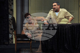 Бургас - театър - премиера