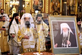 Патриарси Кирил и Неофит - заупокойни богослужения