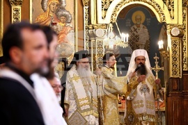 Патриарси Кирил и Неофит - заупокойни богослужения