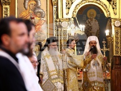 Патриарси Кирил и Неофит - заупокойни богослужения