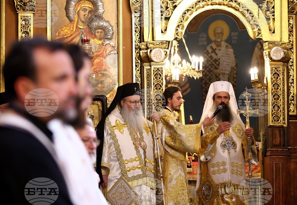 Патриарси Кирил и Неофит - заупокойни богослужения