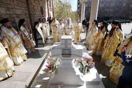 Патриарси Кирил и Неофит - заупокойни богослужения