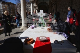 Патриарси Кирил и Неофит - заупокойни богослужения