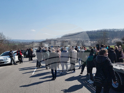 Враца - път - лошо състояние - протест
