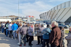 Шумен - „Гората БГ“ - раздаване на дръвчета