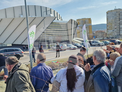 Шумен - „Гората БГ“ - раздаване на дръвчета