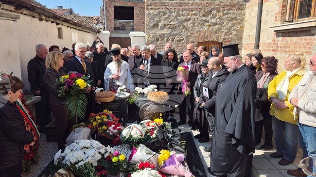 Memorial Service for Father Alexander Cikirik Held at Orthodox Church in Edirne