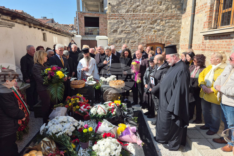 Memorial Service for Father Alexander Cikirik Held at Orthodox Church in Edirne