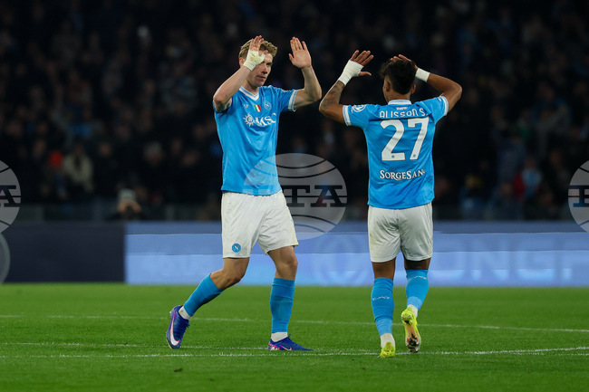 Наполи направи пълен обрат и победи Лече в Серия "А"