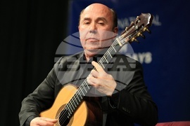 Русе - „Мартенски музикални дни“ - струнен квартет „Фрош“