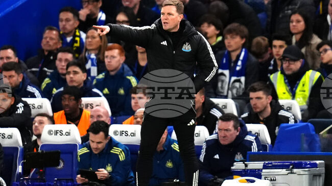 Мениджърът на Нюкасъл Хау третира сблъсъка с Барселона като „пореден мач“