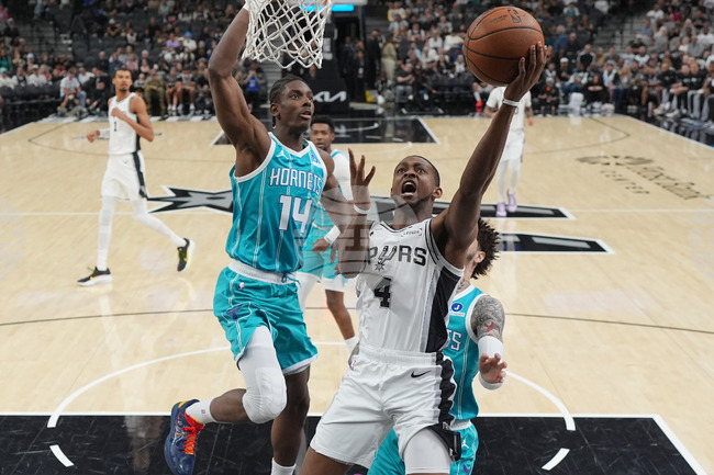 Hornets Spurs Basketball