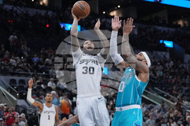 Hornets Spurs Basketball