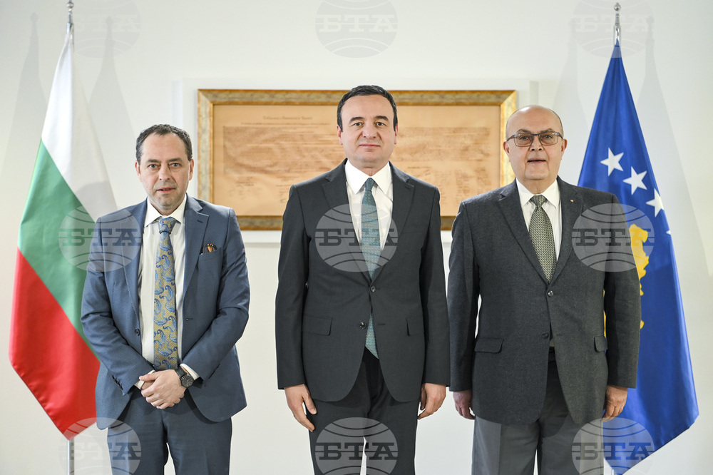 КосоваПрес: Премиерът Албин Курти се срещна с българските посланици в Косово и в Република Северна Македония