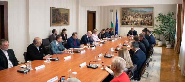 Румен Радев: Време е административните неуредици между институции и инвеститори да отстъпят пред обществения интерес за достъп до Витоша