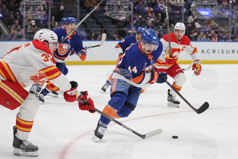 Flames Islanders Hockey