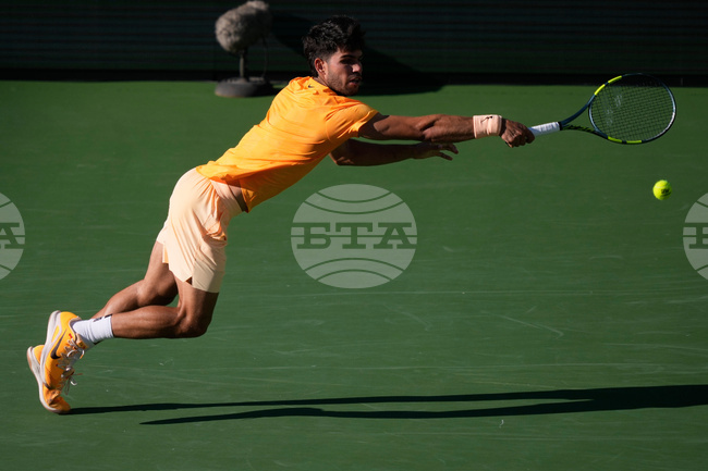 Карлос Алкарас отпадна на полуфиналите на тенис турнира в Индиан Уелс след загуба срещу Даниил Медведев