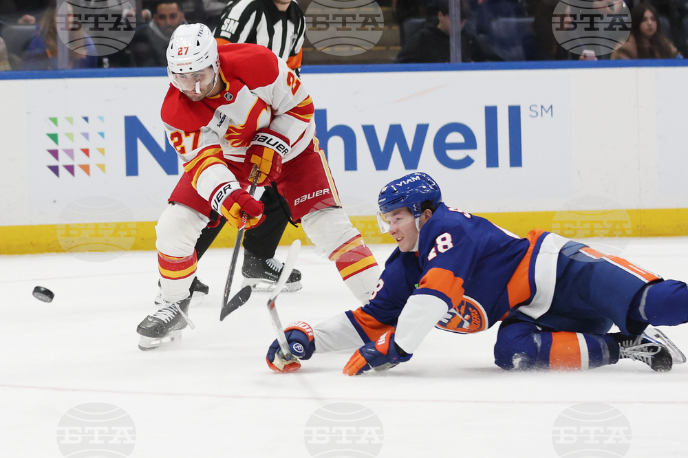 Flames Islanders Hockey