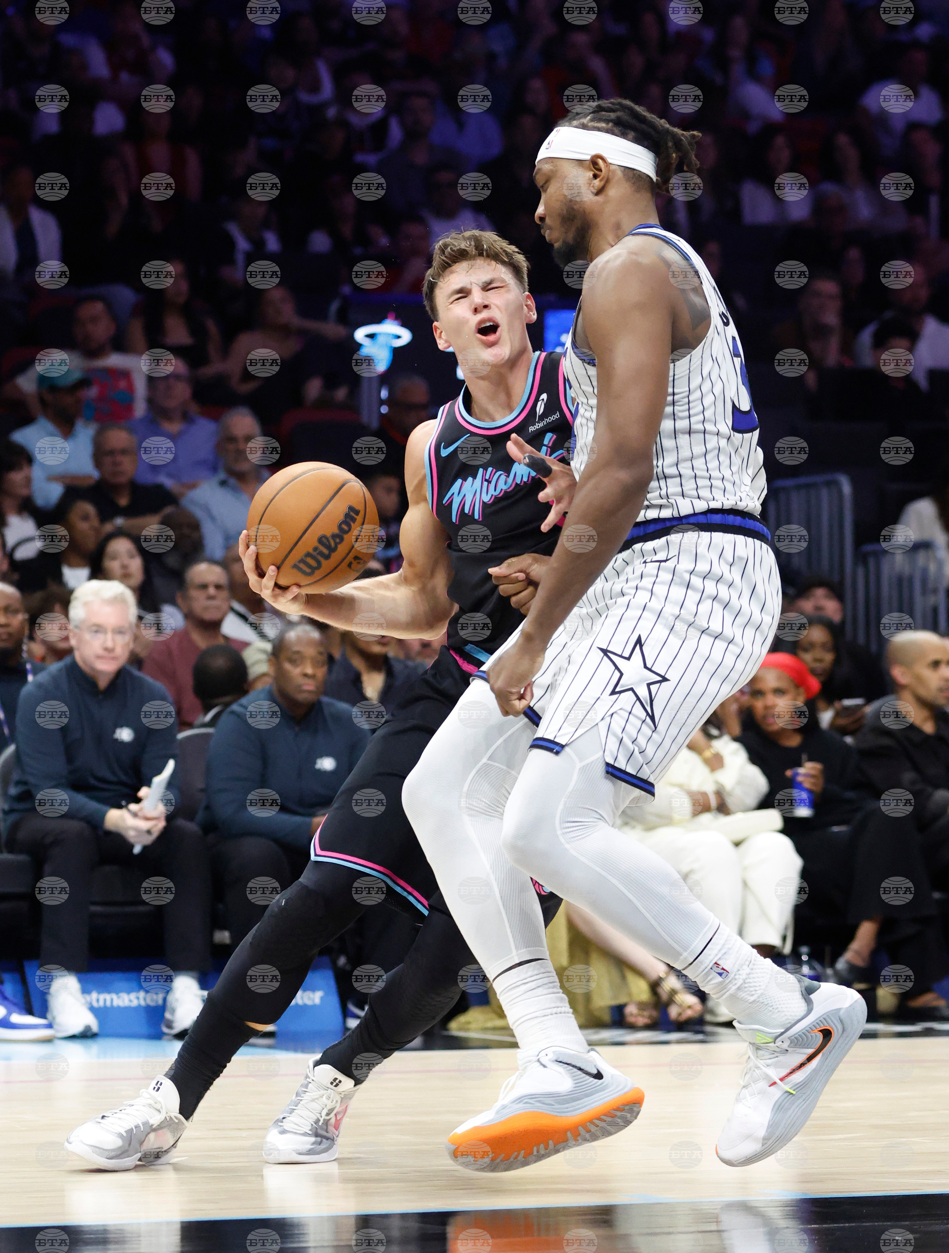 Magic Heat Basketball