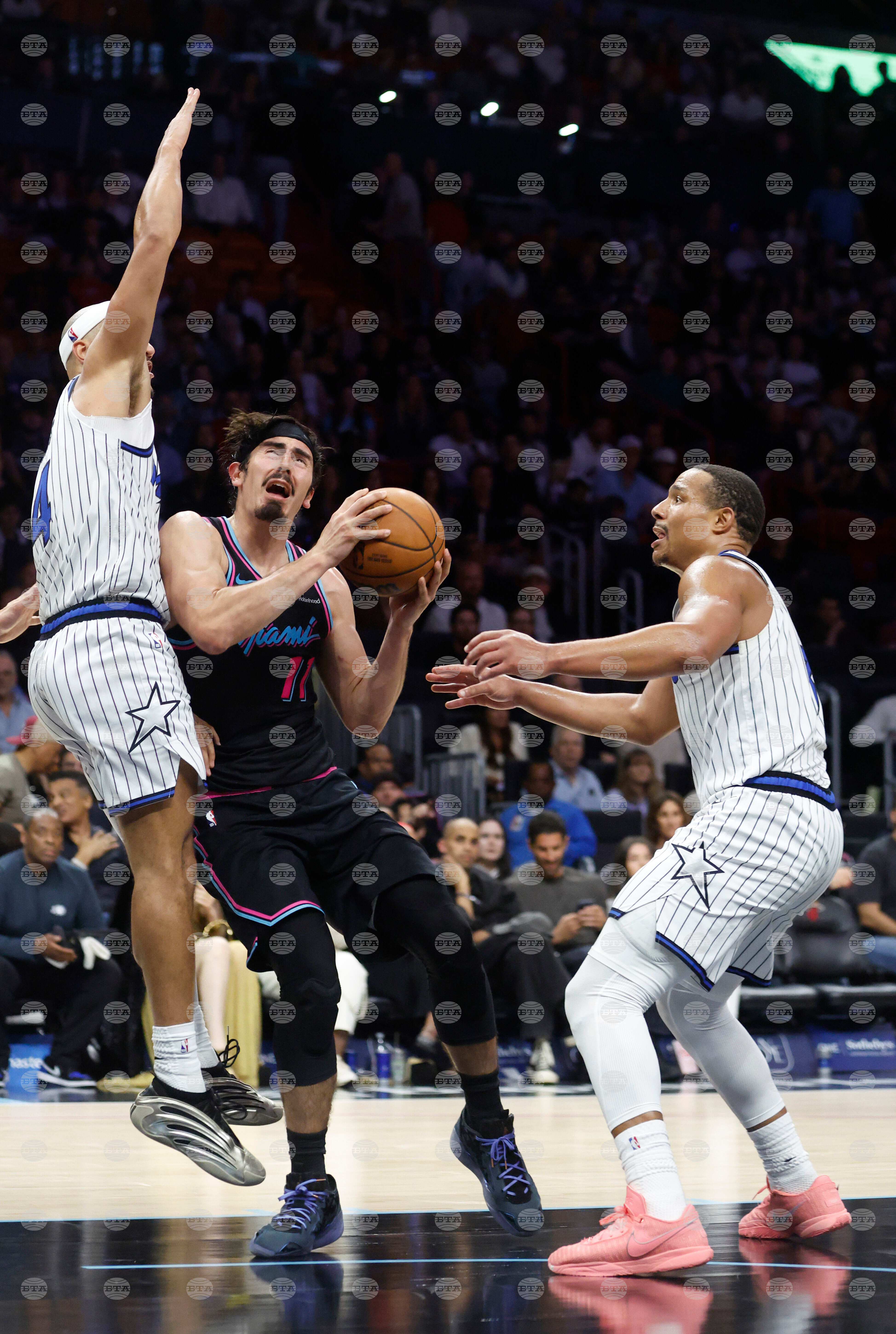 Magic Heat Basketball