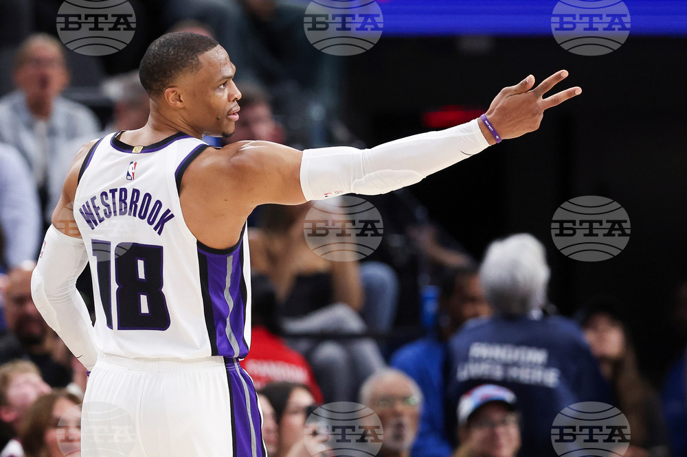 Kings Clippers Basketball