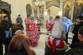 Русе - параклис „Св. св. Кирил и Методий" - литургия