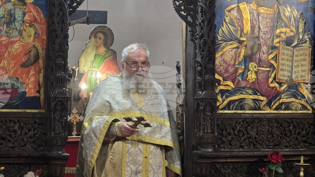 Страданията са горчивото лекарство за душата, каза отец Христо от плевенския храм "Свети Николай"