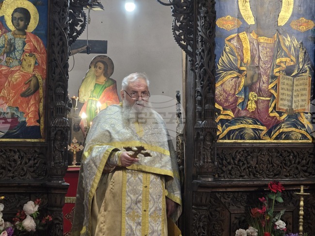 Страданията са горчивото лекарство за душата, каза отец Христо от плевенския храм "Свети Николай"
