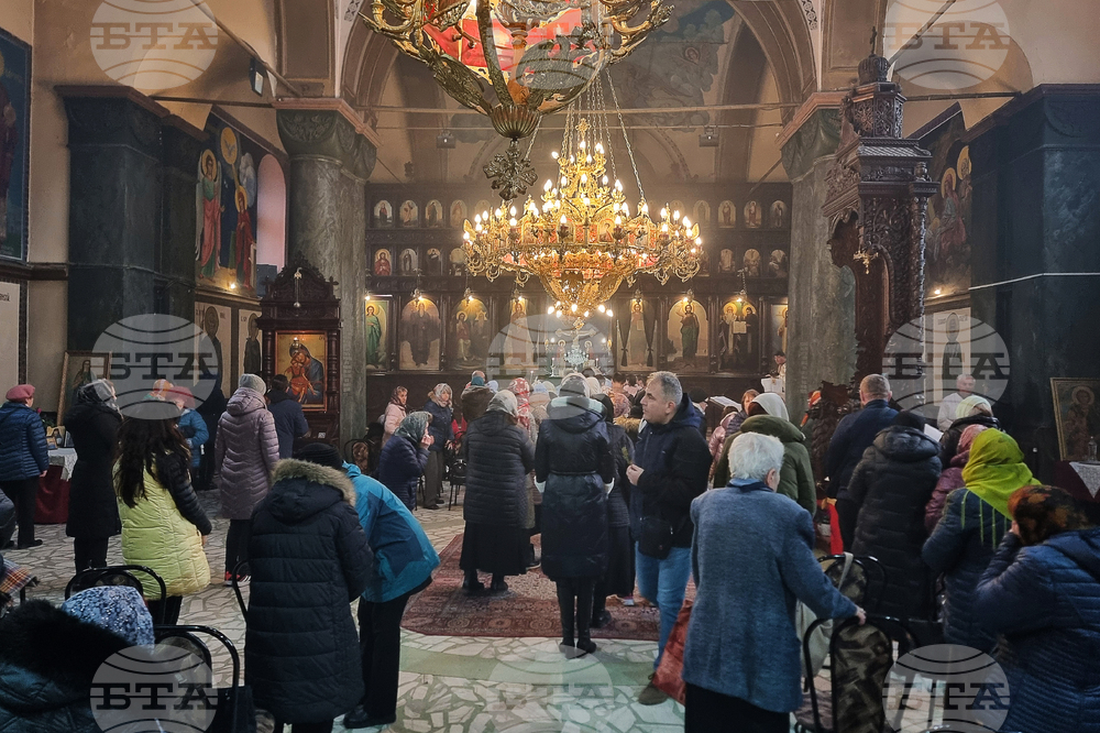 Добрич - неделна литургия