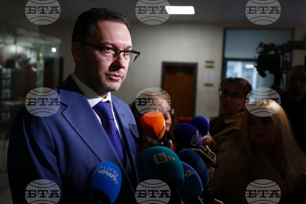 Daniel Mitov Defends Silence on “Petrohan” Case, Warns of NGO “Parallel State”