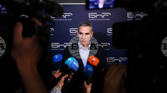 Предполагам, че утре ще можем да внесем жалба в Конституционния съд, каза служебният премиер Андрей Гюров за Съвета за мир