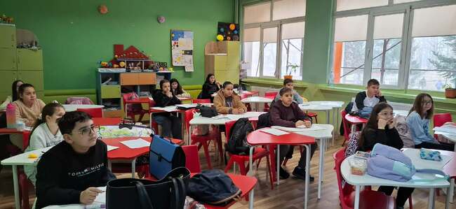 В областния кръг на състезанието „Лаборатория за изкуство“ участваха над 50 ученици, 21 от които са от ОУ „Никола Й. Вапцаров“ в Попово